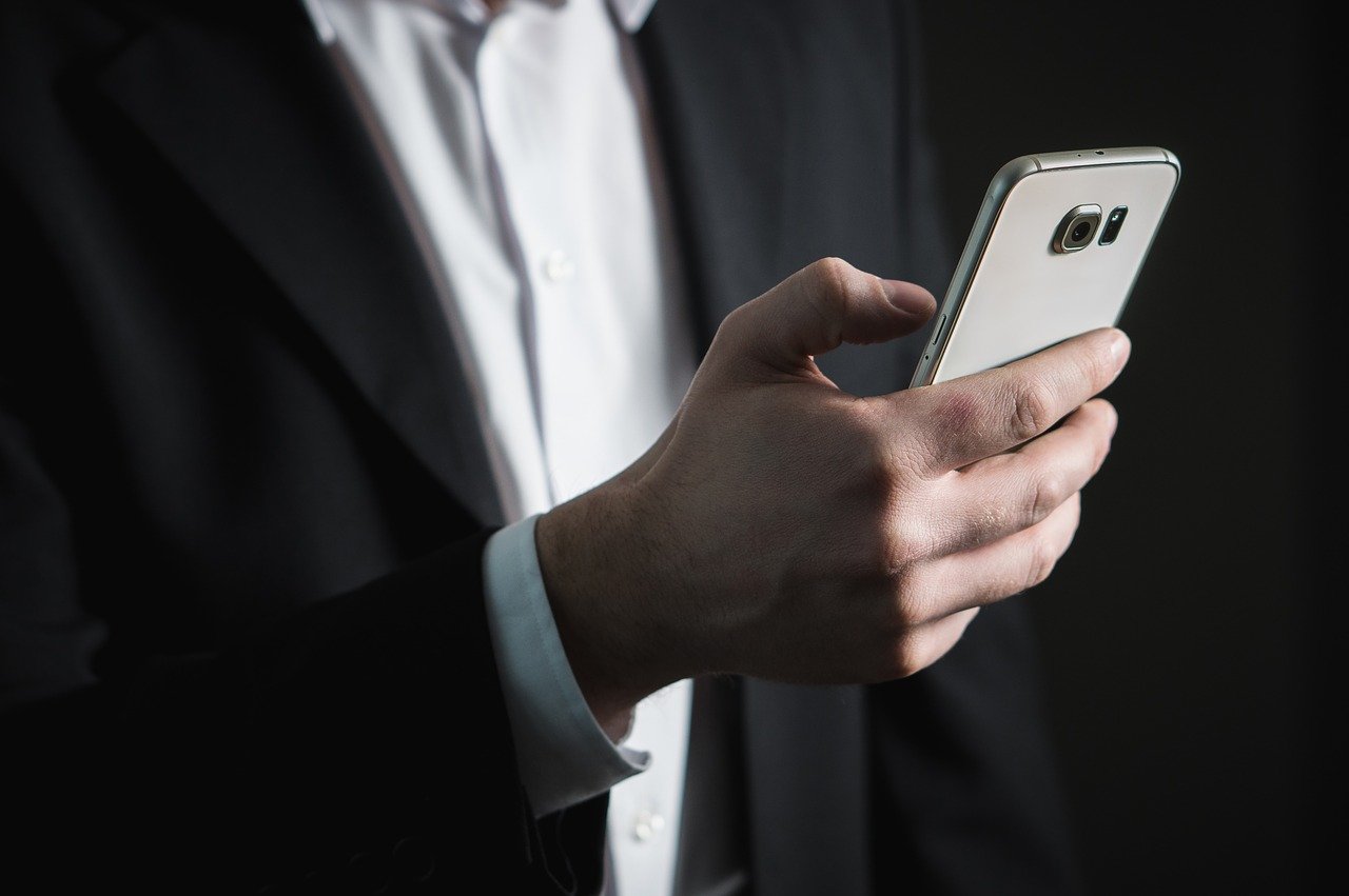Influencia de las redes sociales en las relaciones personales